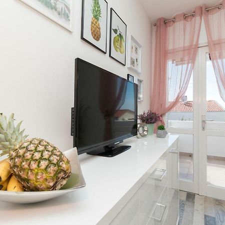 Apartman Roko Petrcane Bagian luar foto