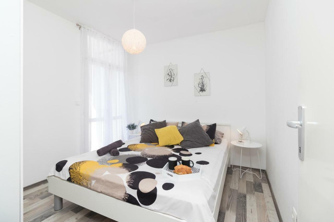Apartman Roko Petrcane Bagian luar foto