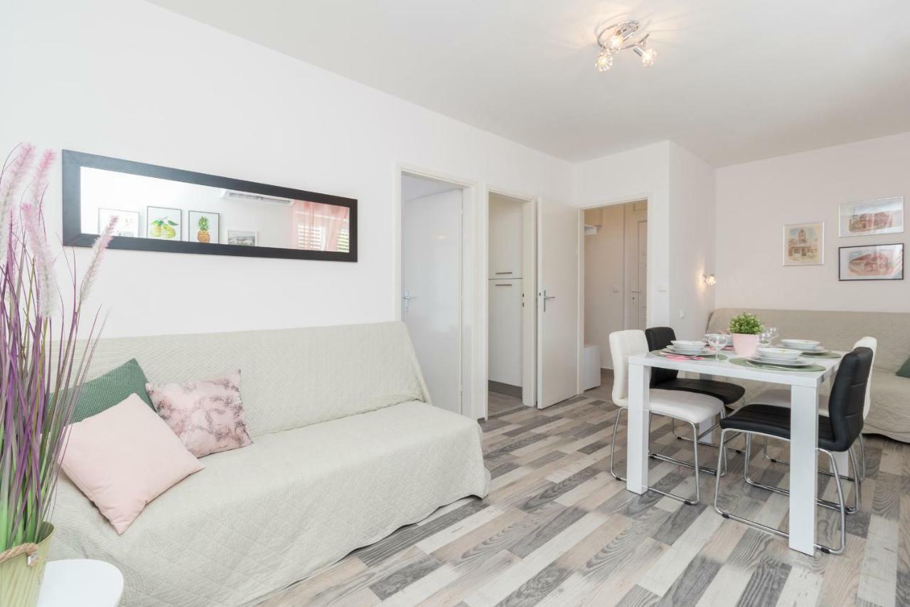 Apartman Roko Petrcane Bagian luar foto
