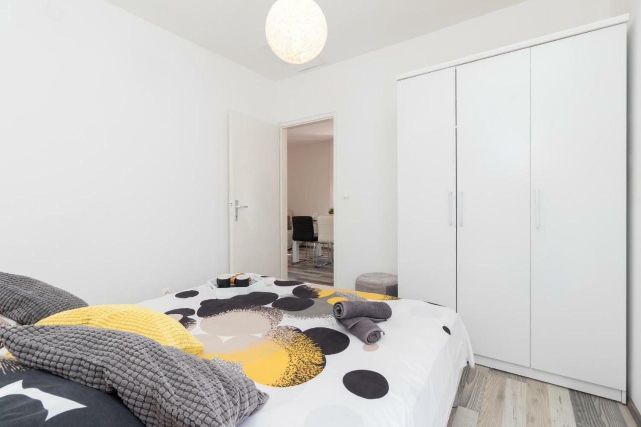 Apartman Roko Petrcane Bagian luar foto